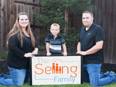 selling-family-500x300 selling-family-500x300